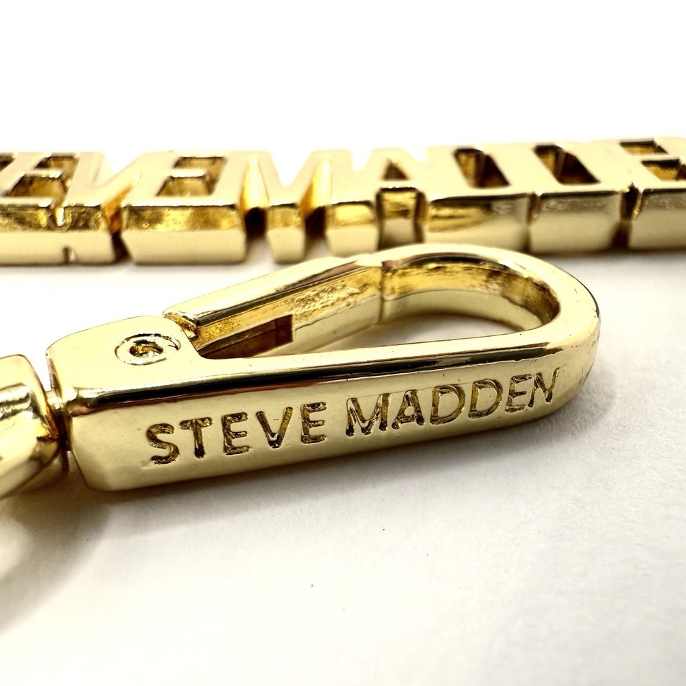 RARE Vintage STEVE MADDEN Keychain Gold Toned Signed Purse Charm Gold Tone Y2K - Picture 2 of 4